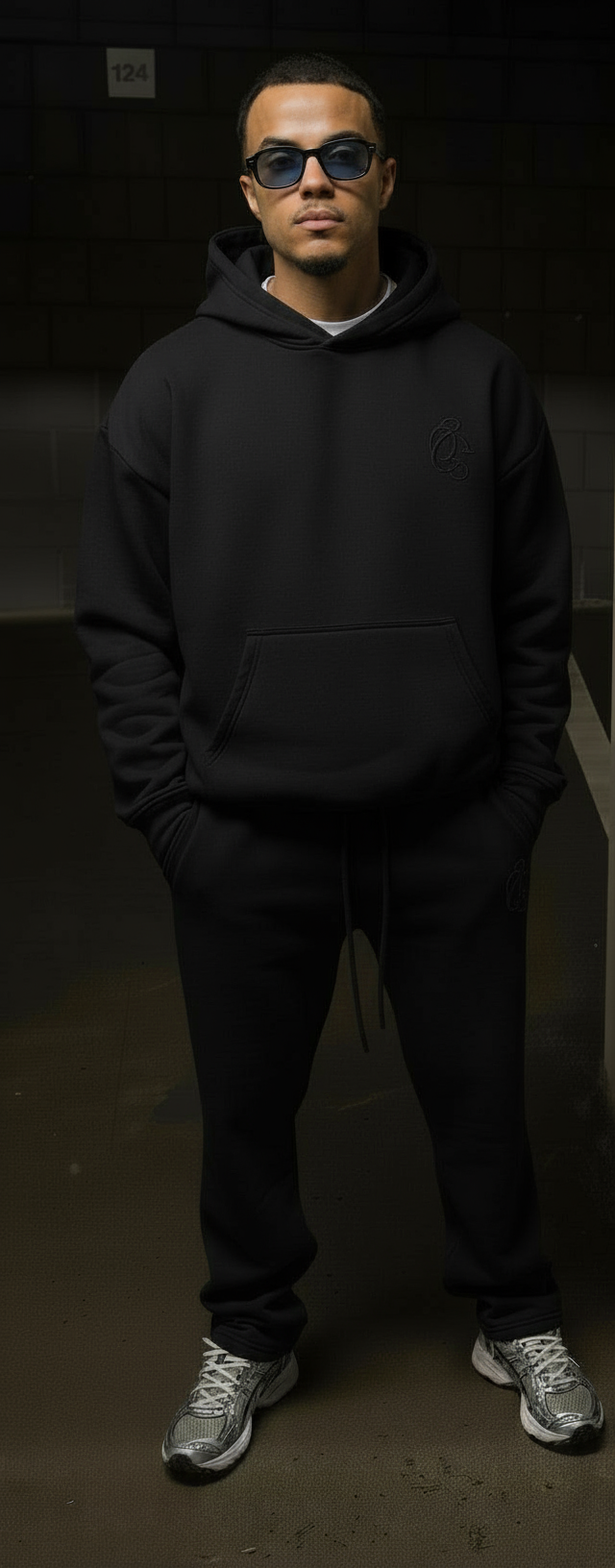 Gramo Genesis Tracksuit – Deep Black